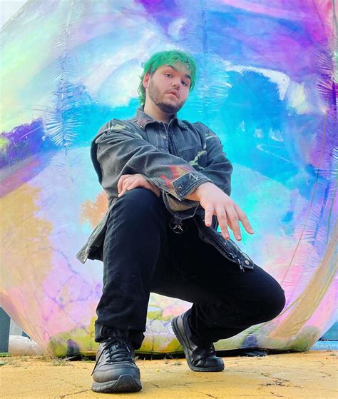 julez picton|Julez (@julez.pec) • Instagram photos and videos.